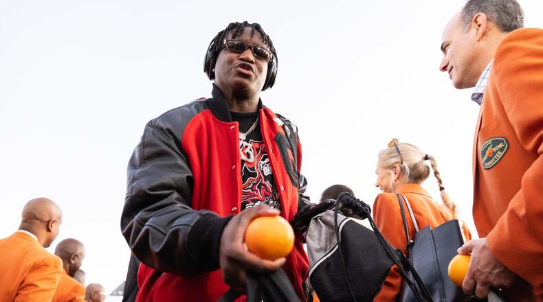 Georgia arrived in Miami on Tuesday evening to begin preparations for the Orange Bowl. The Bulldogs will play Florida State on Saturday.