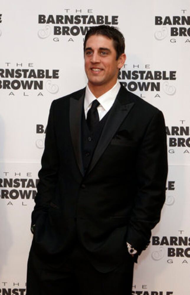 Celebs go to Louisville for Derby party