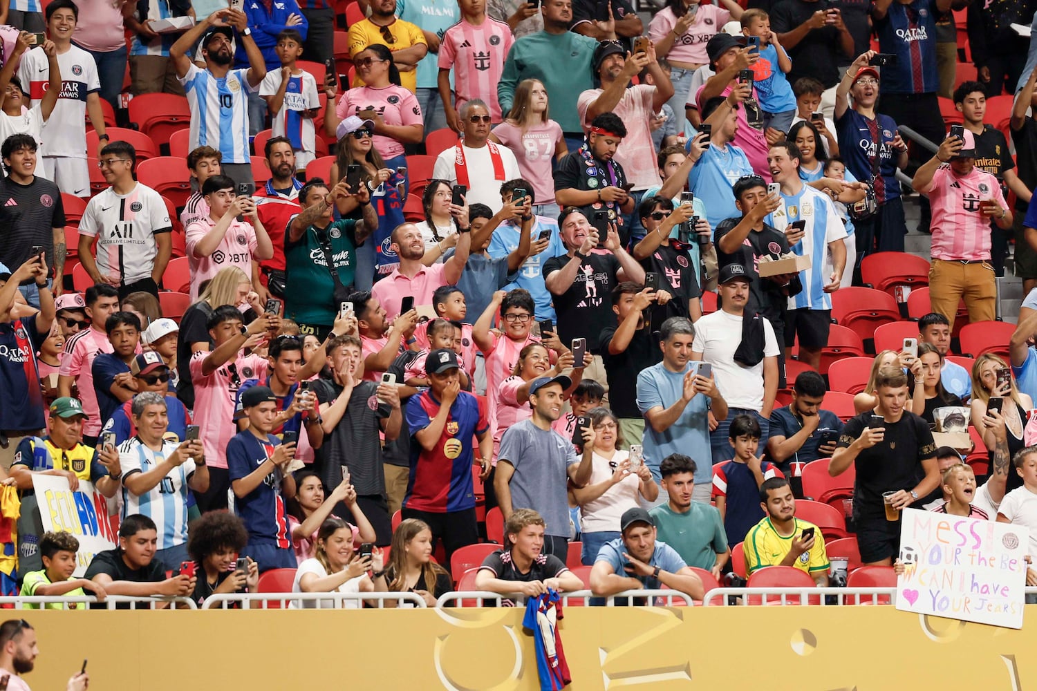 Fans cheer as they see the warm-ups during the Club World Cup round of 16 soccer match between Paris Saint-Germain FC and Inter Miami in Atlanta, Georgia, on Sunday, June 29, 2025.
(Miguel Martinez/ AJC)