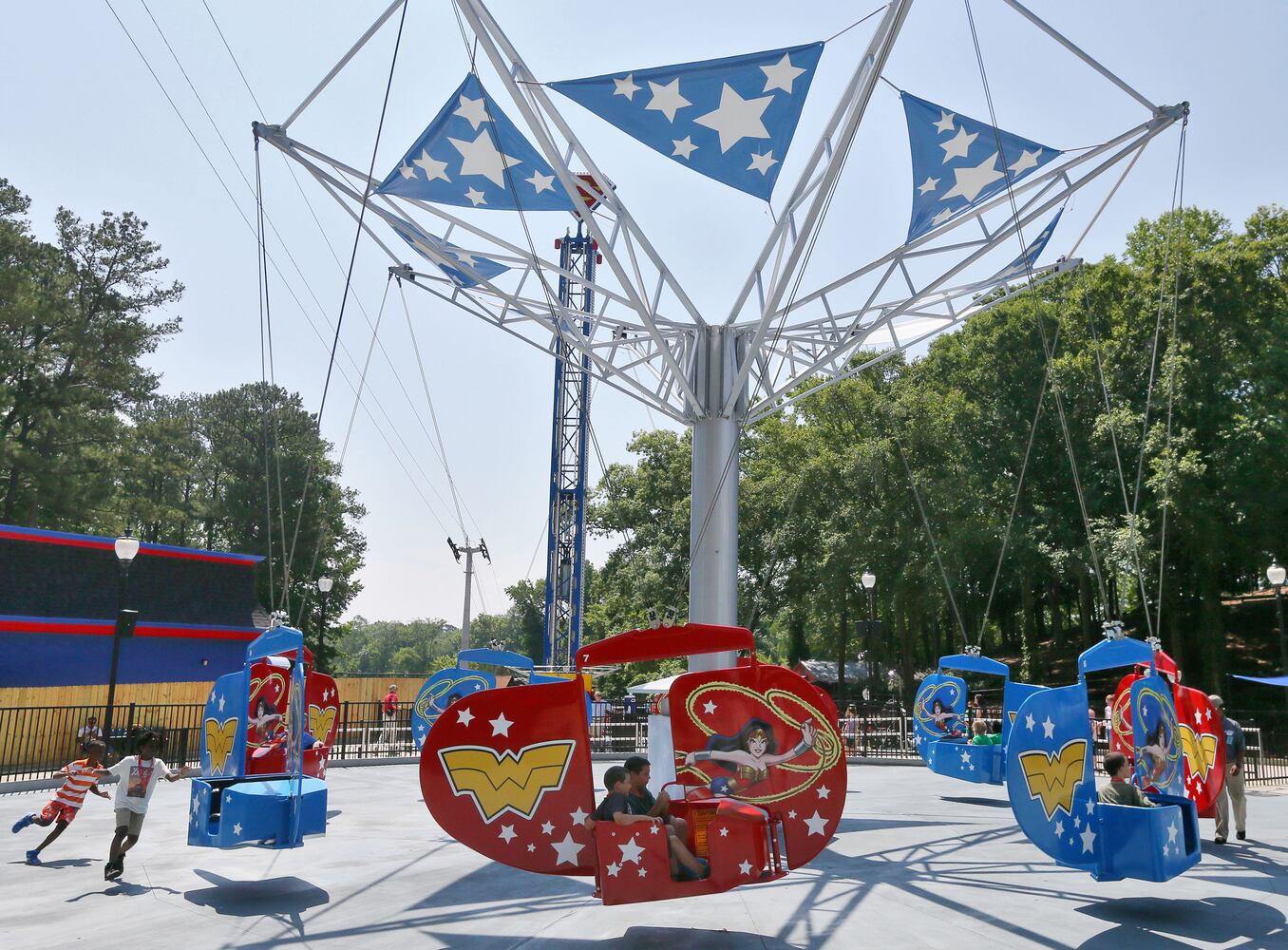 PHOTOS: Super Friends at Six Flags Over Georgia