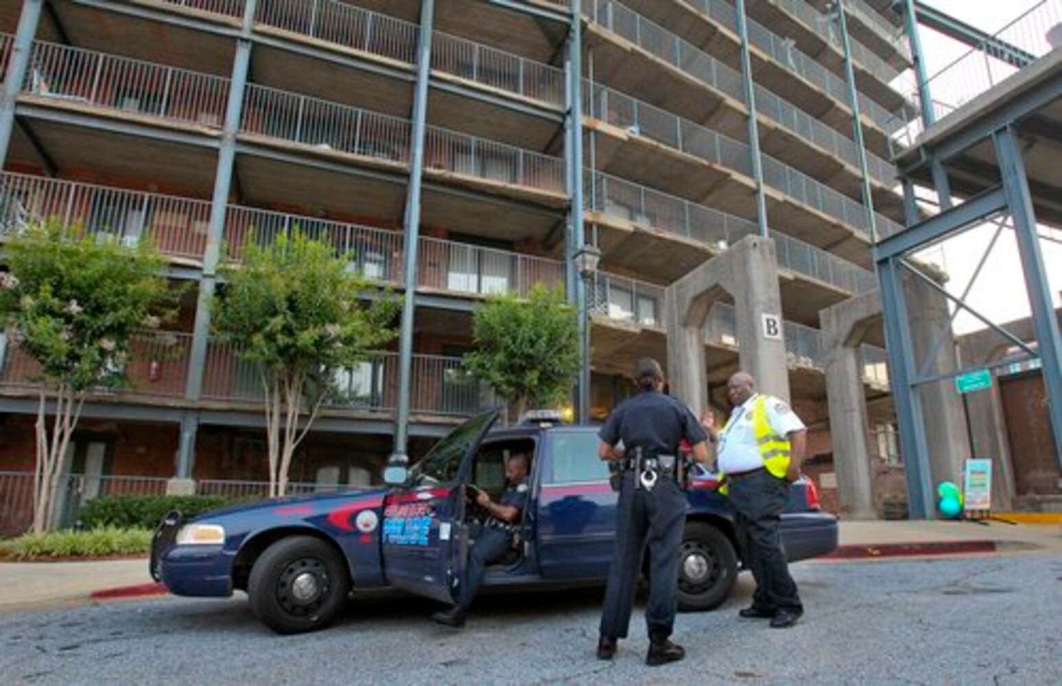 ATM ripped from Fulton Cotton Mill Lofts