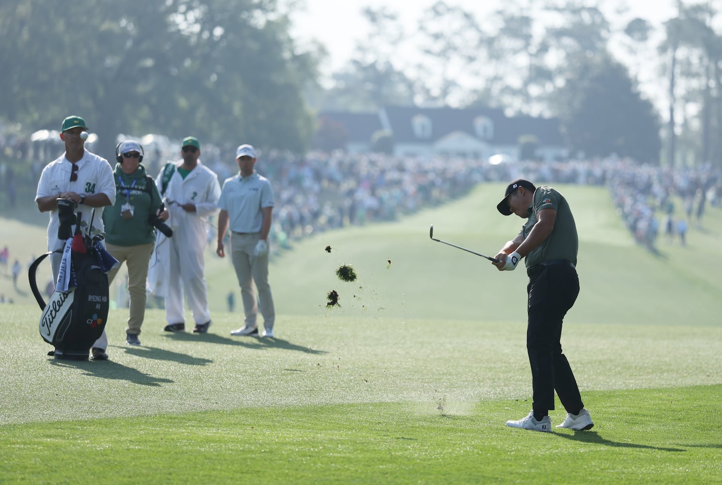 041025 masters photos Thursday