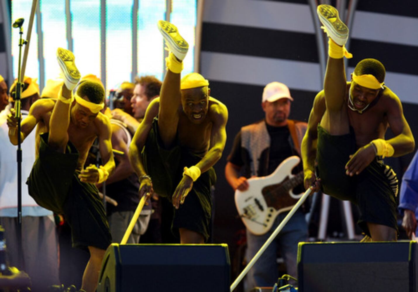 Mandela foundation stages AIDS awareness concert