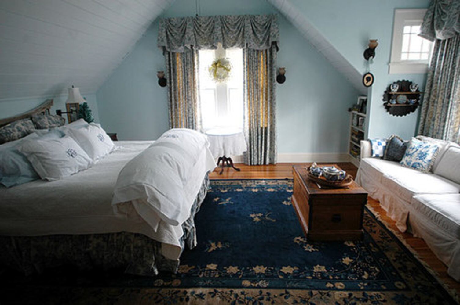 Inside Mary Kay Andrews' home in Avondale Estates