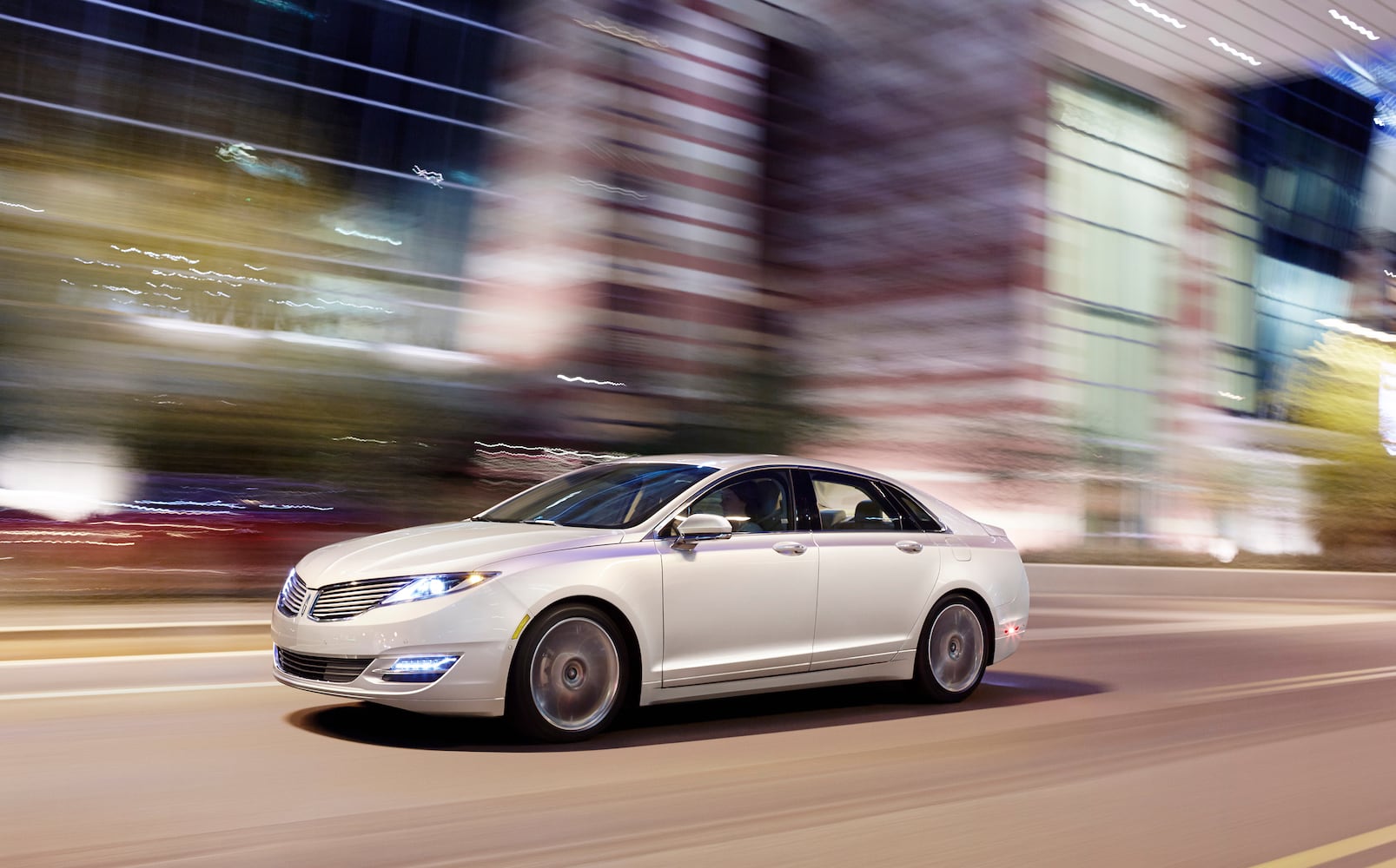 Lincoln MKZ Hybrid - 45 mpg