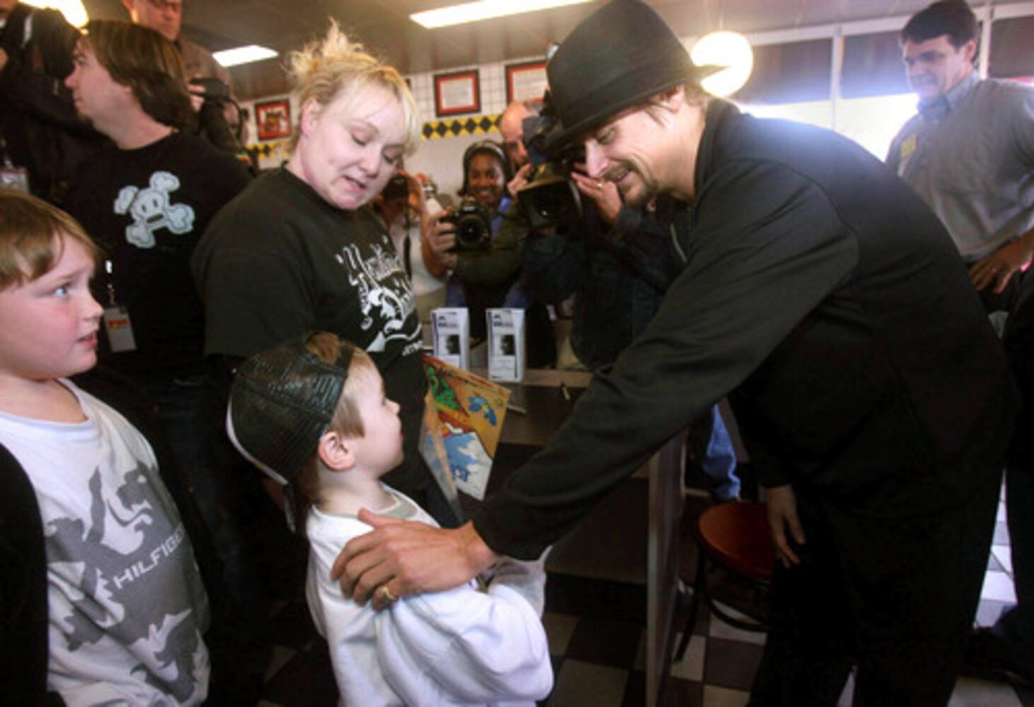 Kid Rock delivers on his promise of fundraiser