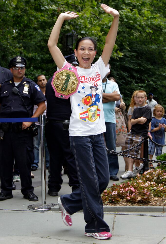 Joey Chestnut wins Coney Island hot dog contest for sixth time