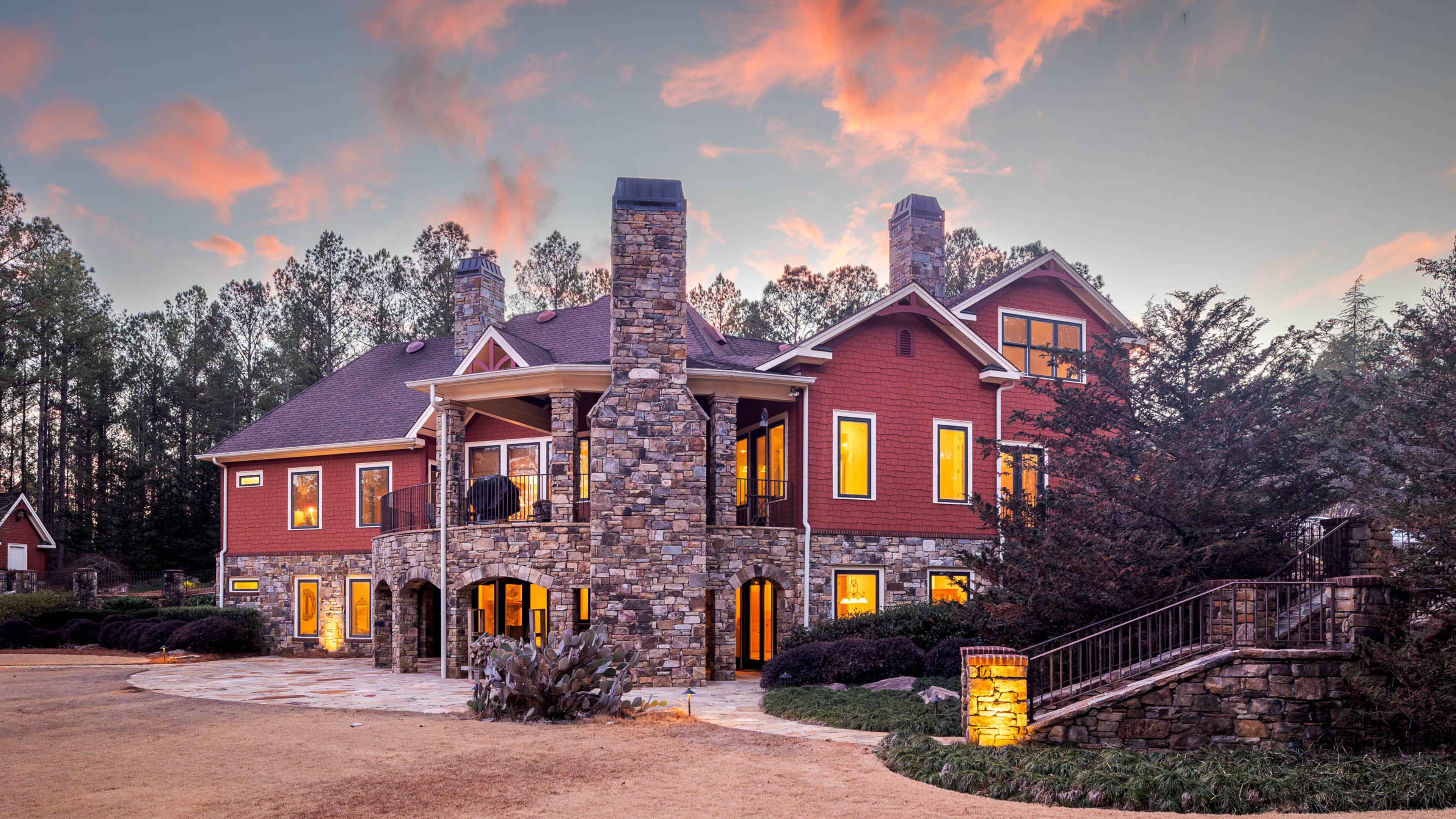 Former Southern Co. CEO Allen Franklin initially listed his 850-acre property and mansion near LaGrange for sale for $5.5 million. (Courtesy of Oakwood Realty Group/David Cannon Photography)