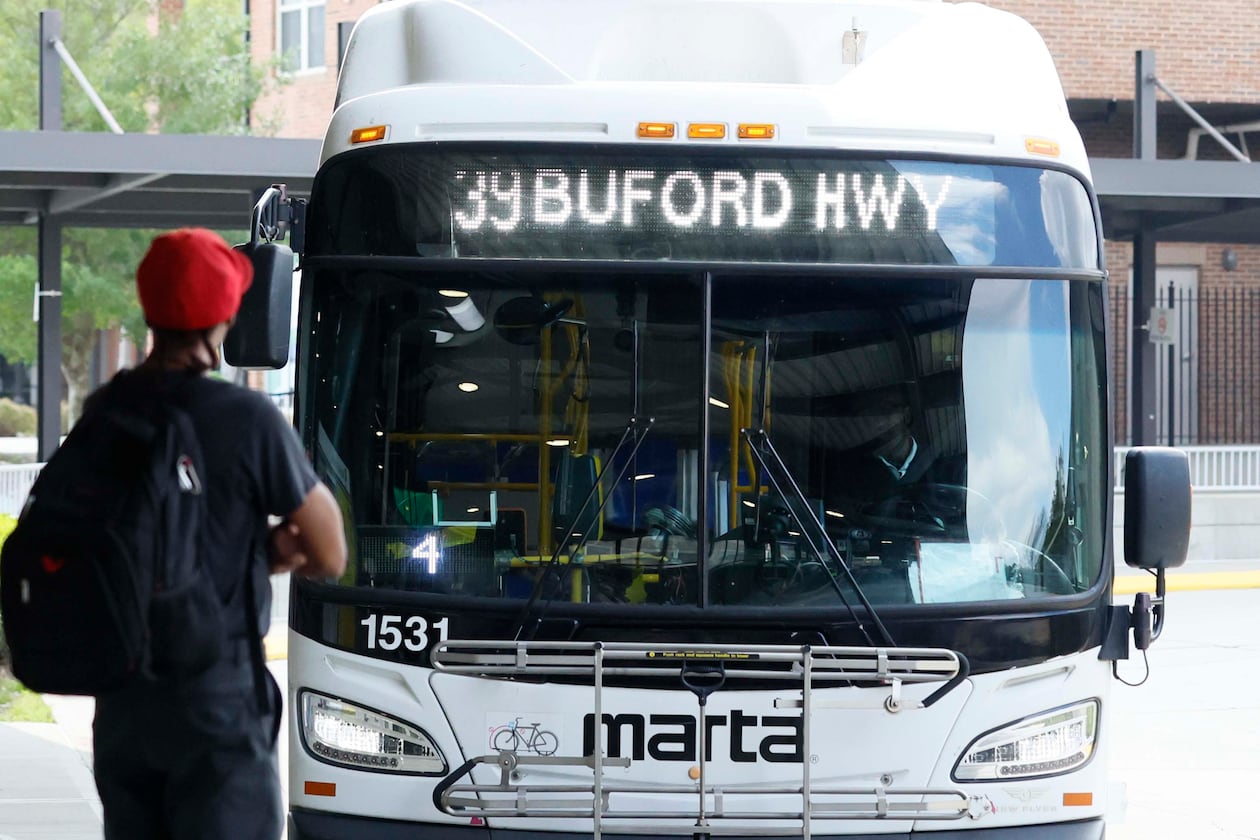 A Route 39 MARTA bus approaches the Lindbergh Center Station bus loop on Thursday, March 26, 2026. Riders have been facing disruptions and reliability issues ahead of the rollout of new bus routes beginning Saturday. The new routes will cover less distance geographically but will run more frequently. (Miguel Martinez/AJC)