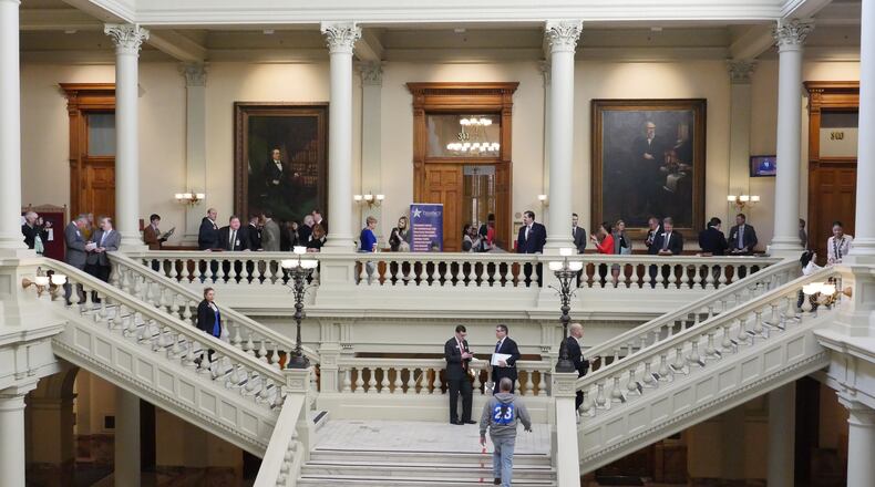 March 3, 2017 Atlanta - Lobbyists under the Gold Dome on “Crossover Day,” the final day for a bill to move from one chamber to the other this year. HYOSUB SHIN / HSHIN@AJC.COM