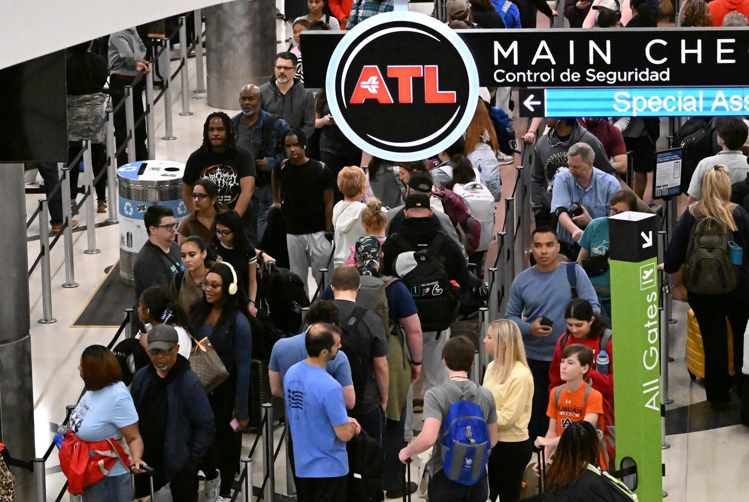 Saturday and weekend airport wait times