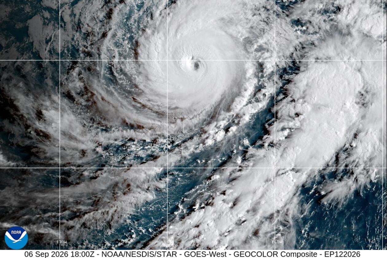 This satellite image released by NOAA shows Hurricane Lowell approaching Hawaii, Sunday, Sept. 6, 2026. (NOAA via AP)