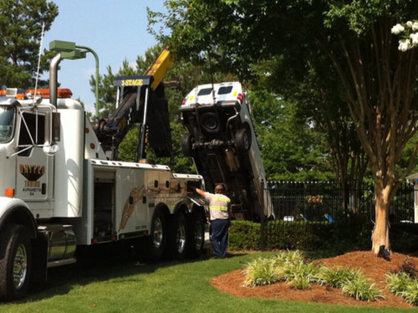 AT&T truck rolls into Johns Creek pool