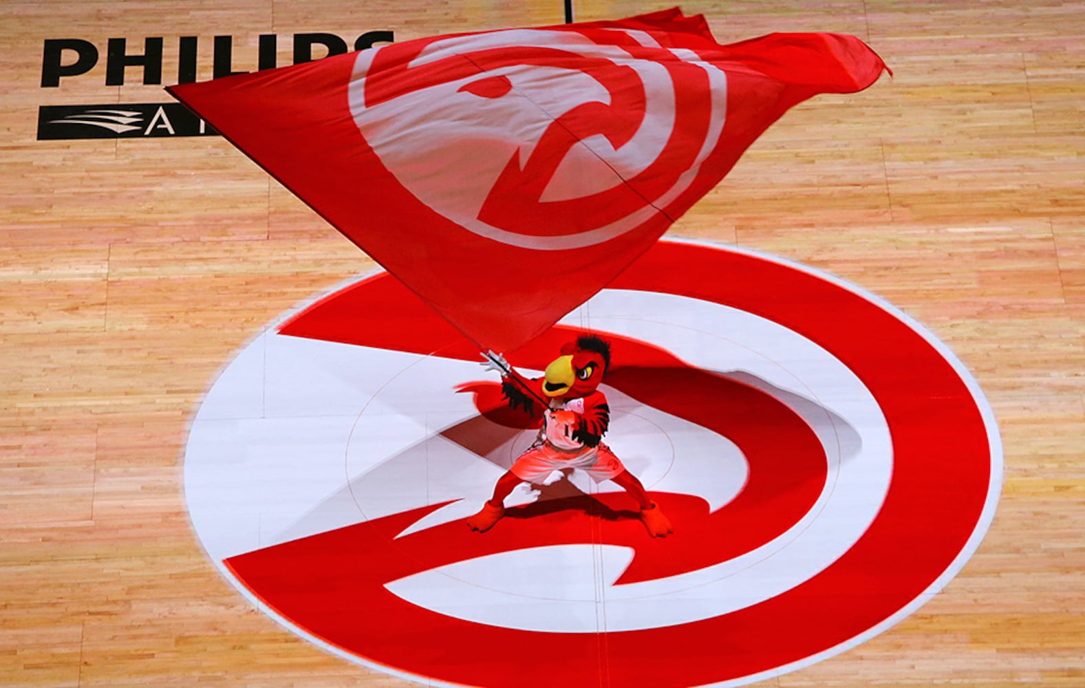 Hawks, Reed discuss Philips Arena rehab; locations for new arena