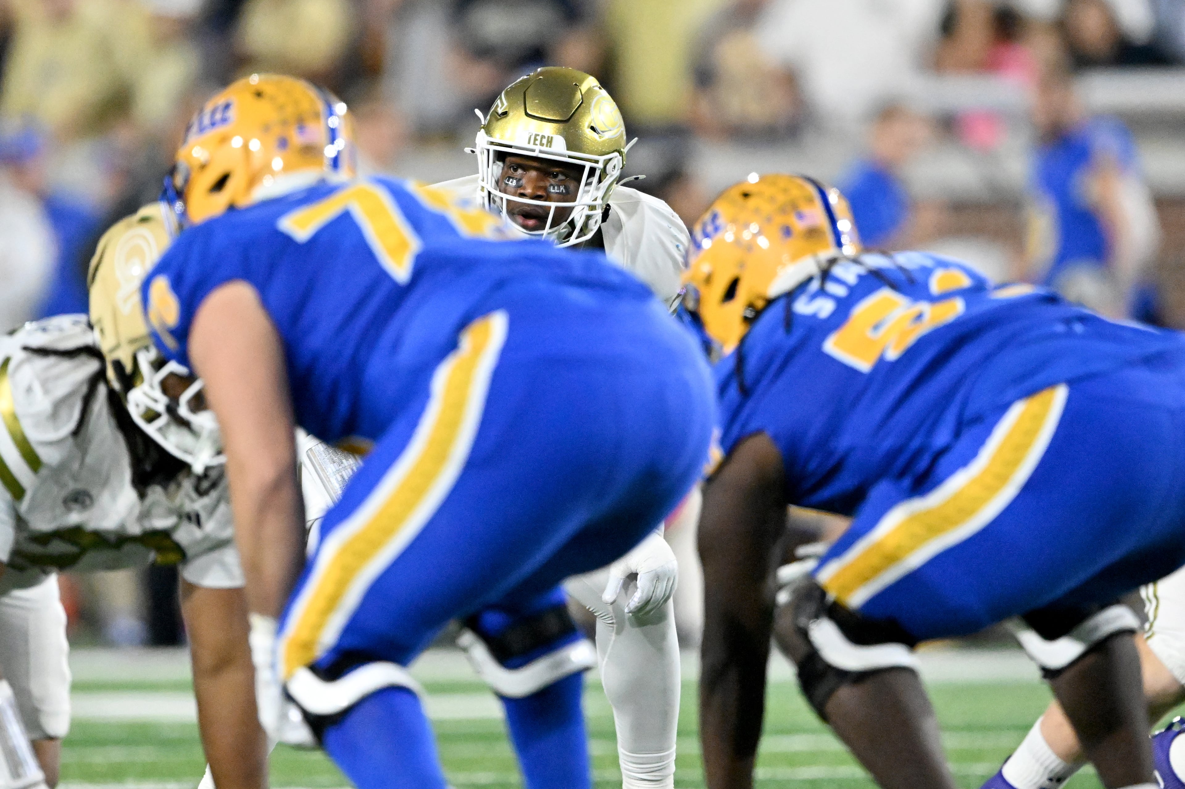 Georgia Tech linebacker E.J. Lightsey (2) during the first half in an NCAA college football game at Bobby Dodd Stadium, Saturday, November 22, 2025 in Atlanta. Pittsburgh won 42-28 over Georgia Tech. (Hyosub Shin / AJC)