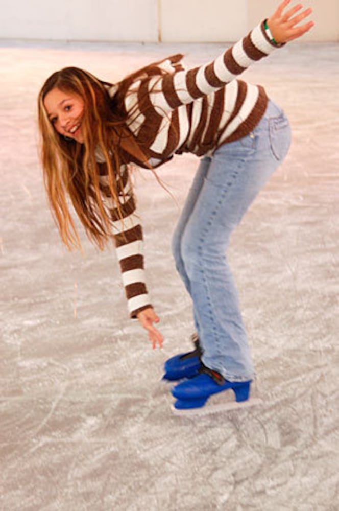 Ice skating returns to Atlanta's Centennial Park