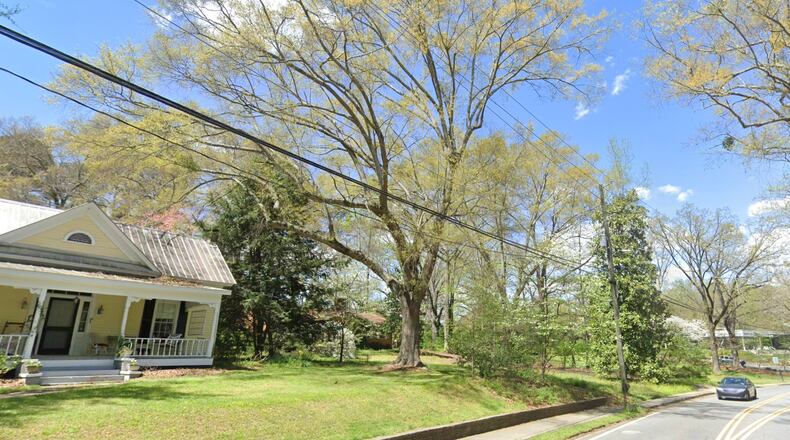 Trees like this one on Canton Street in Alpharetta will be preserved to protect the tree canopy. GOOGLE MAPS
