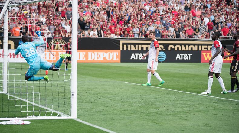 April 30, 2017 ATLANTA D.C. United goalkeeper Bill Hamid (28) makes a save as D.C. United plays Atlanta United during a Major League Soccer game at Bobby Dodd Stadium, on the Georgia Tech campus in Atlanta, Sunday, April 30, 2017. D.C.United won 3-1.   Andrew Dinwiddie/SPECIAL