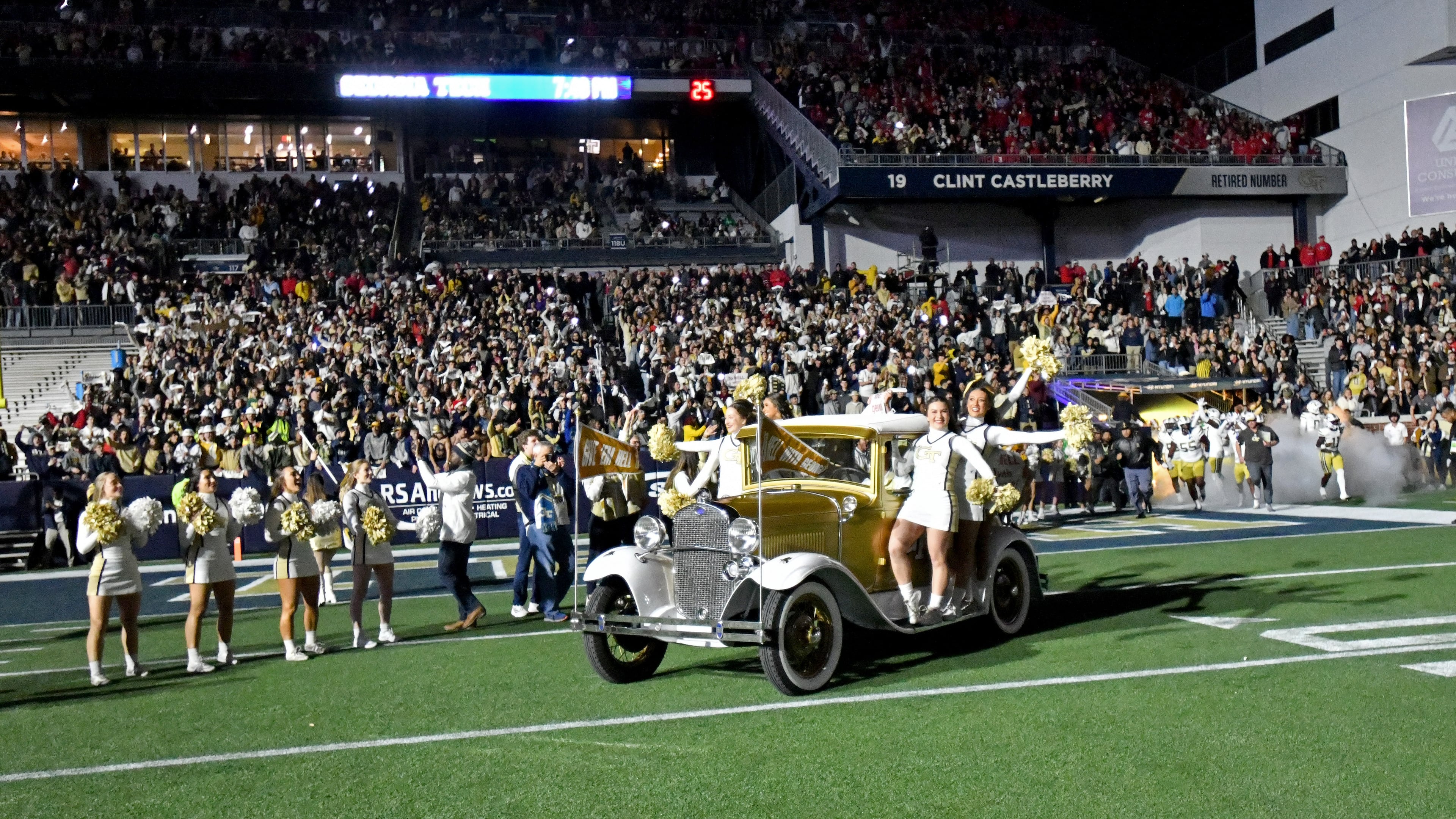 Georgia Tech has added another wide receiver to its 2026 recruiting class.
Jeffar Jean-Noel announced Tuesday that he intends to play at Tech for the 2026 season. (Hyosub Shin/AJC 2023)