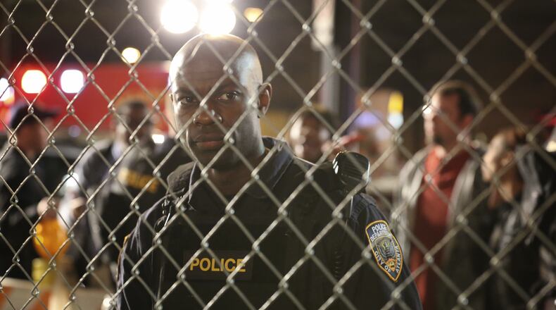 Containment -- "Pilot" -- Image Number: CON101b_0116.jpg -- Pictured: David Gyasi as Major Lex Carnahan -- Photo: Quantrell Colbert/The CW -- é 2016 The CW Network, LLC. All rights reserved.