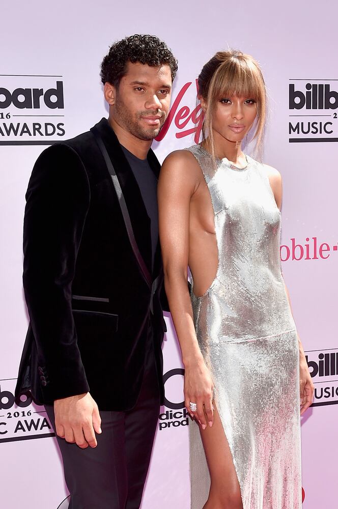 2016 billboard awards red carpet