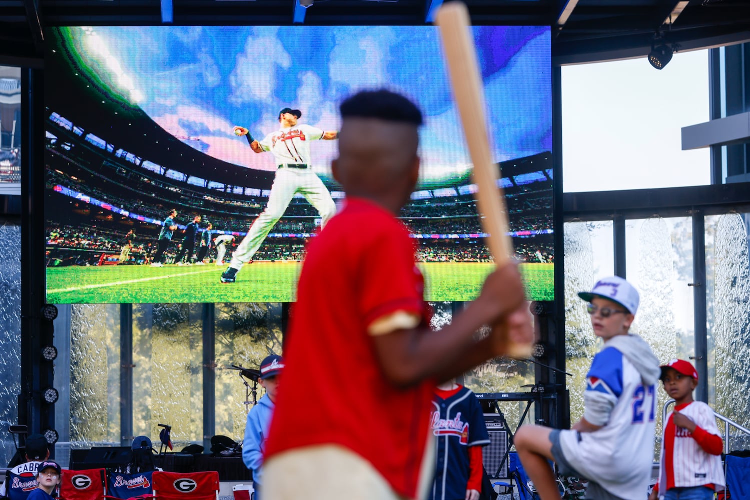 Game 2 of NLDS photo