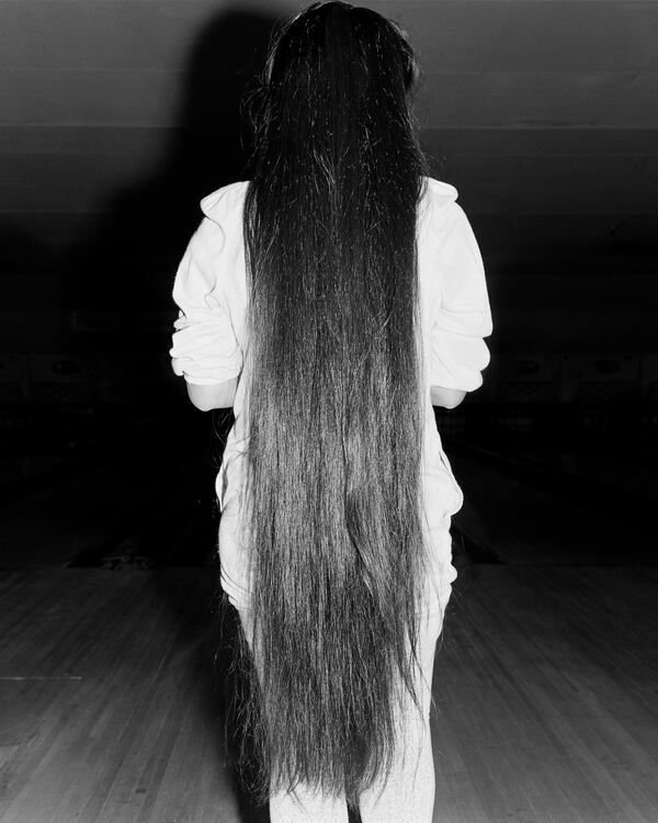 "Tang" (1987) by Mimi Plumb. For the photographer, the picture encapsulates the trepidation and anxiety she and her friends felt in the 1980s. (Photo courtesy of the High Museum of Art/© Mimi Plumb)