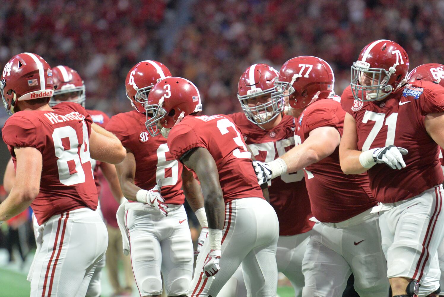 Photos: Alabama, FSU play at Atlanta’s Mercedes-Benz Stadium