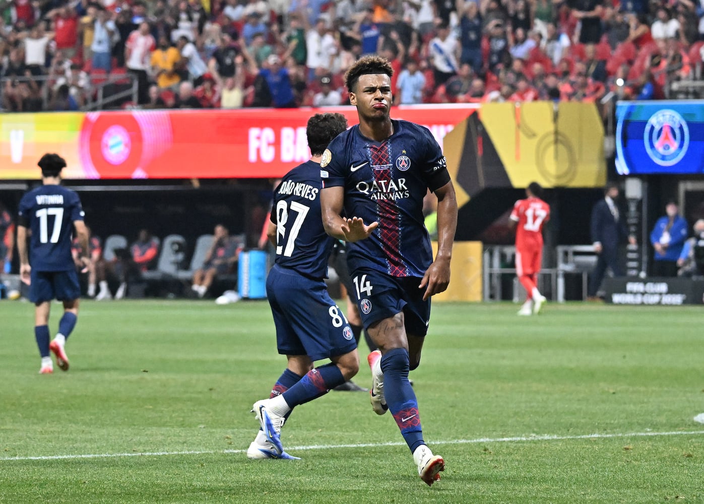 Club World Cup quarterfinals - Paris Saint-Germain vs Bayern Munich