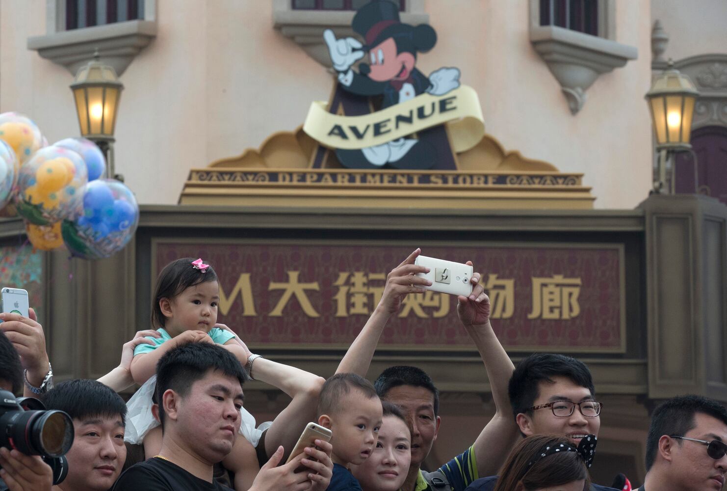 Shanghai Disney opens
