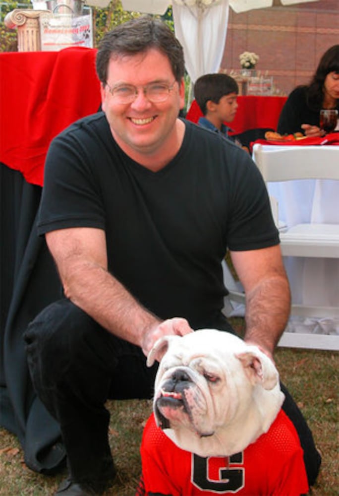 Fans pictures of Uga VI -- No. 2.