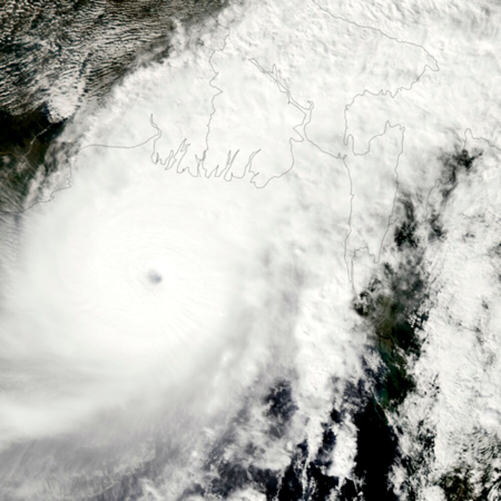 Cyclone rips through Bangladesh