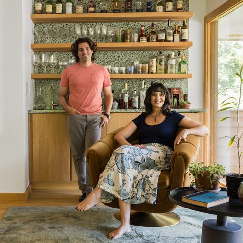 Adam and Larissa Tootla brought a bit of California attitude to their Sandy Springs home. (Tomas Espinoza for the AJC)