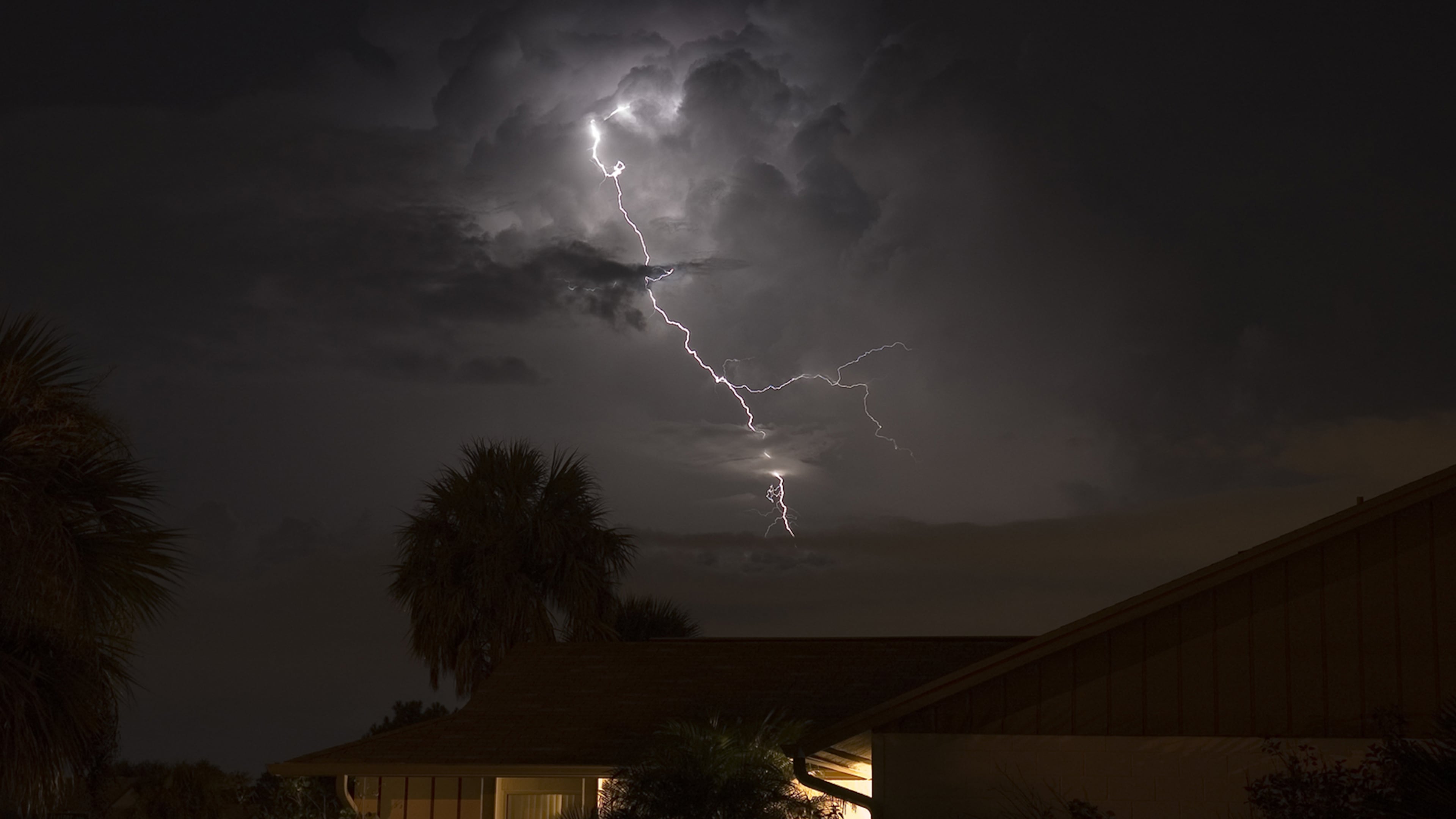 Twelve people have been killed by lightning strikes this year in the U.S., according to the National Lightning Safety Council. (Jcpjr/ Dreamstime.com)