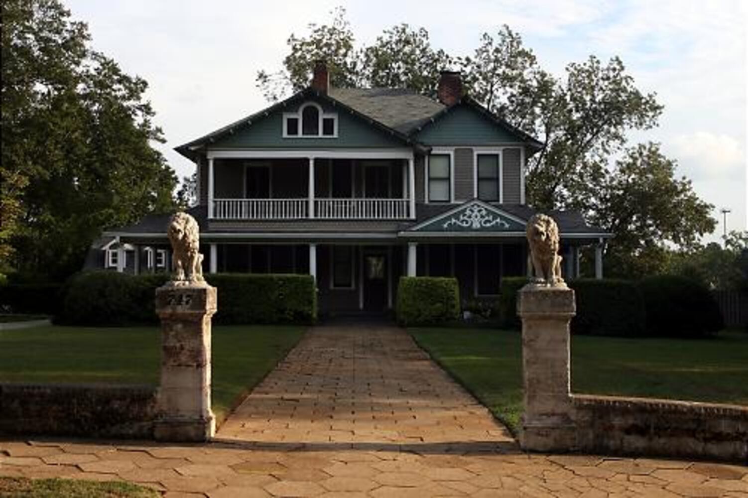 Grant Park home is jewel of home tour