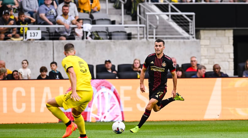 Atlanta United defender Brooks Lennon #11 dribbles the ball during the match against Columbus Crew at Lower.com Field in Columbus, United States on Sunday August 21, 2022. (Photo by Ben Jackson/Atlanta United)