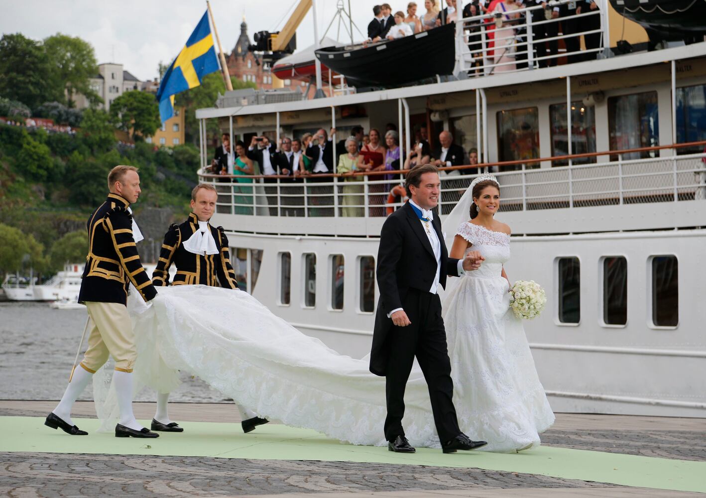 Swedish Princess Madeleine weds New York banker