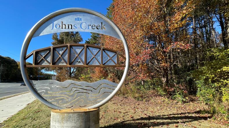Johns Creek and its Mayor John Bradberry are inviting elementary, middle, and high school students in the city to participate in the Mayor’s Community Art Competition featuring “Nature in Johns Creek.” (Courtesy City of Johns Creek)