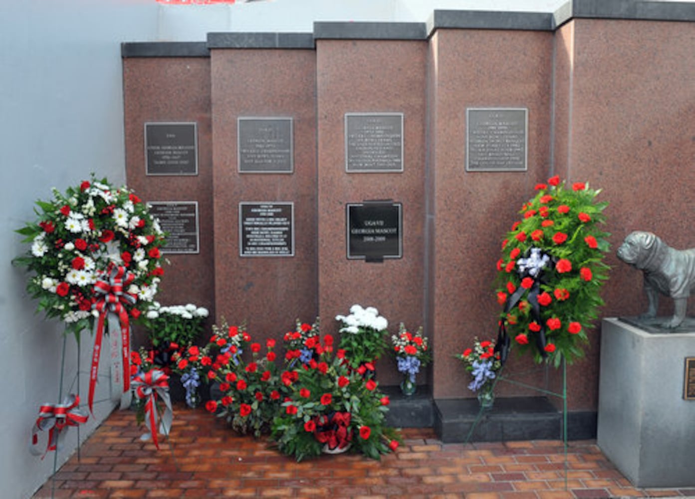 Memorial service for Georgia mascot Uga VII