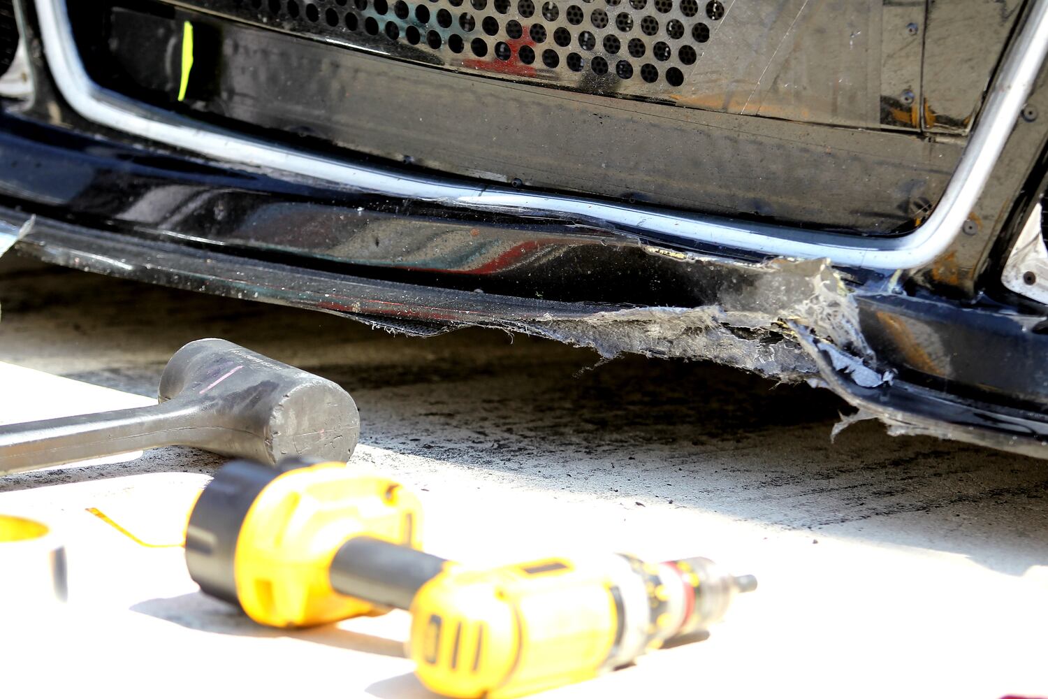 Track damage stopped race for 22 minutes