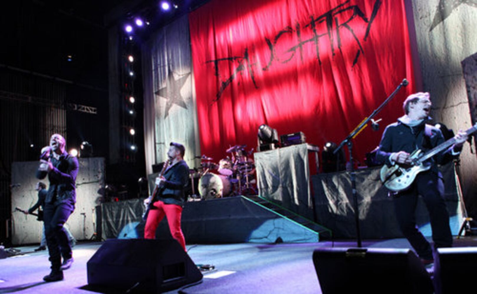 Daughtry rocks Cobb Energy Centre