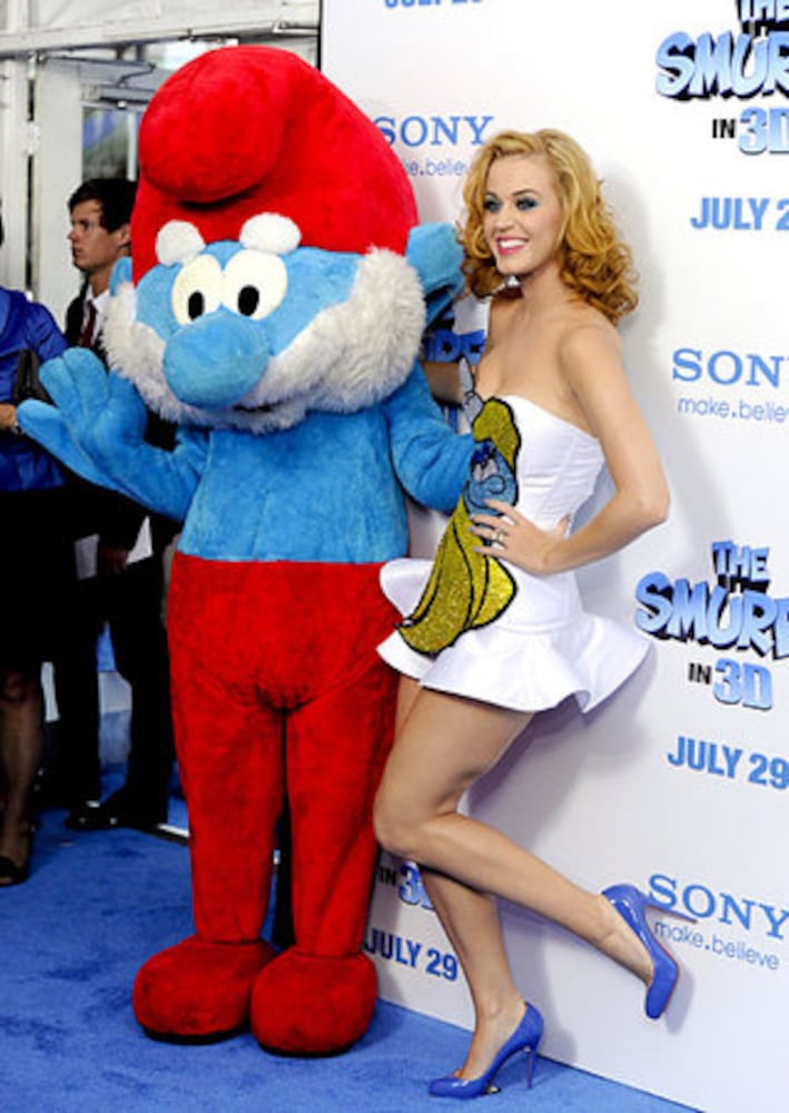 Stars attend 'The Smurfs' premiere