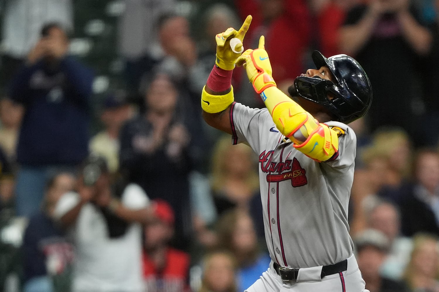Braves Brewers Baseball