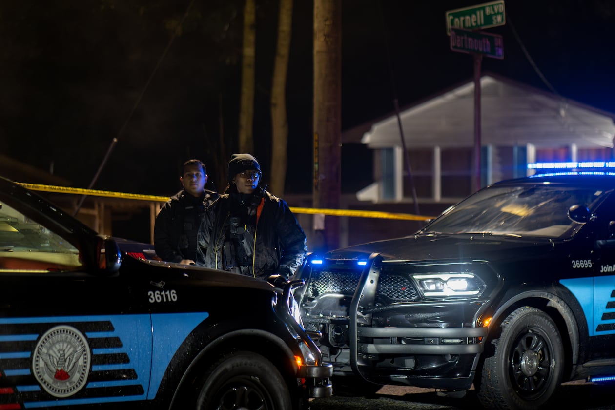 Atlanta police investigate a fatal shooting on Cornell Boulevard early Monday. (Ben Hendren for the AJC)