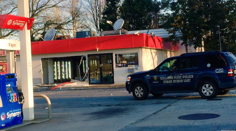 College Park police are investigating an apparent smash-and-grab at a gas station.