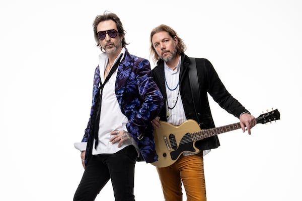 “Every band has a family dynamic, and when you have family inside of that family dynamic, it gets even weirder,” says Rich Robinson (right), shown with his brother Chris. 
(Courtesy of Ross Halfin)