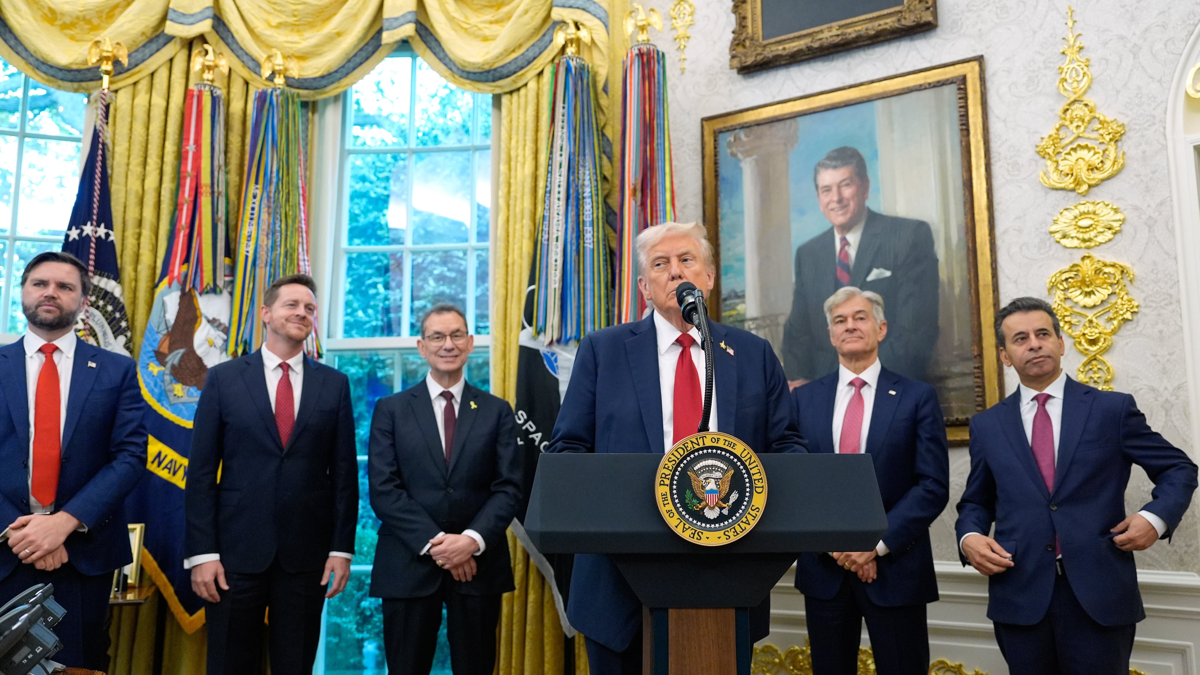President Donald Trump speaks in the Oval Office of the White House, Tuesday, Sept. 30, 2025, in Washington. (AP Photo/Alex Brandon)