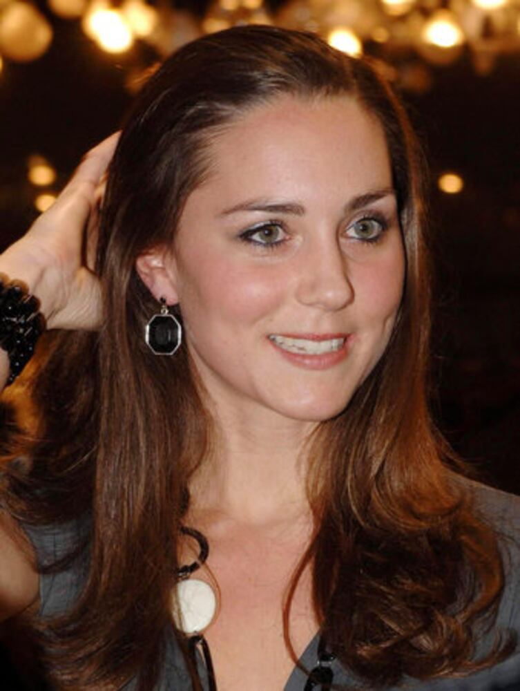 Prince William engaged to Kate Middleton