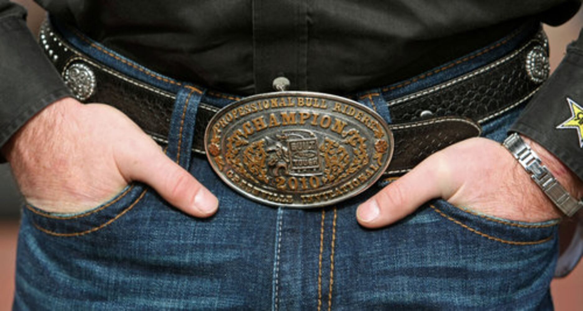 Red carpet bull walk kicks off PBR tour