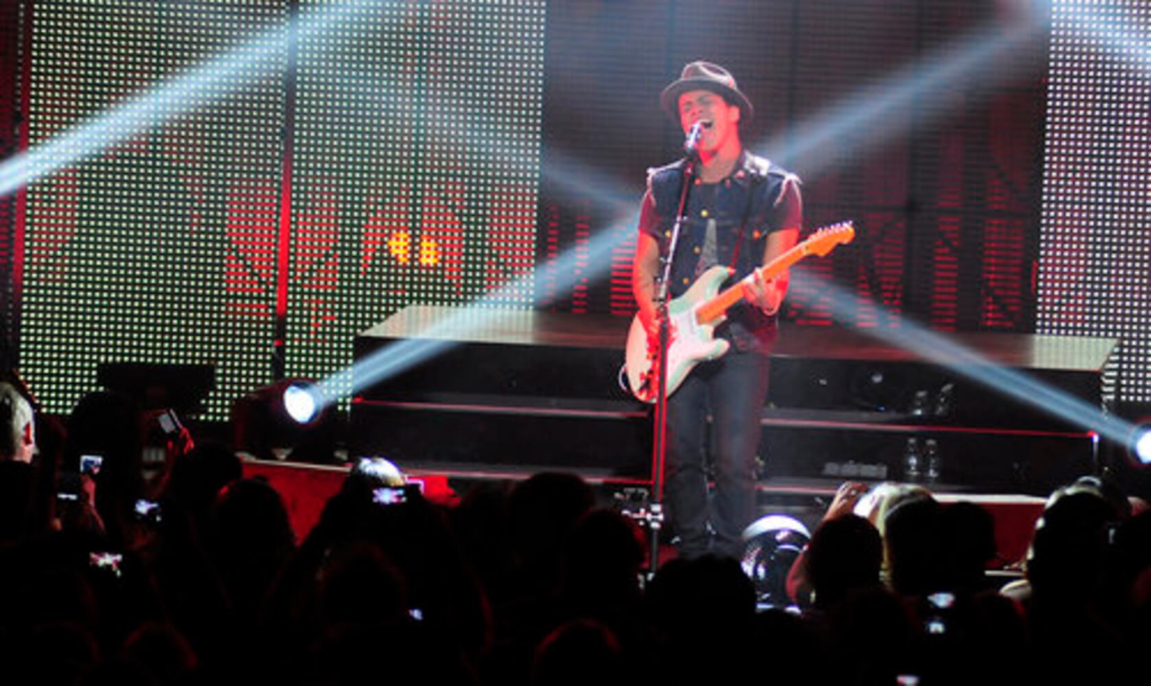 Bruno Mars, Monae soul-fill the Fox